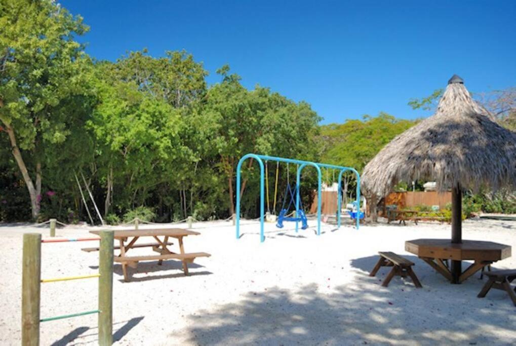 Welcome To The Pelican Lodge ! Tavernier Luaran gambar
